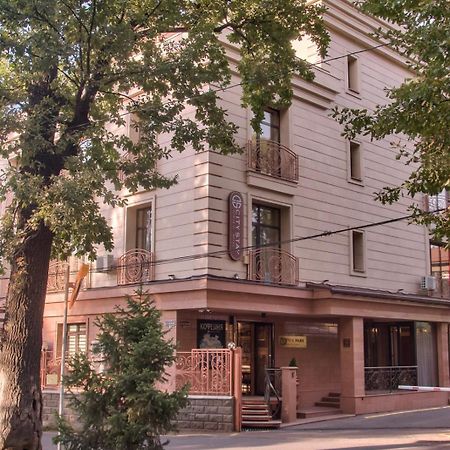 City Stay Апарт-Отель Алматы ภายนอก รูปภาพ