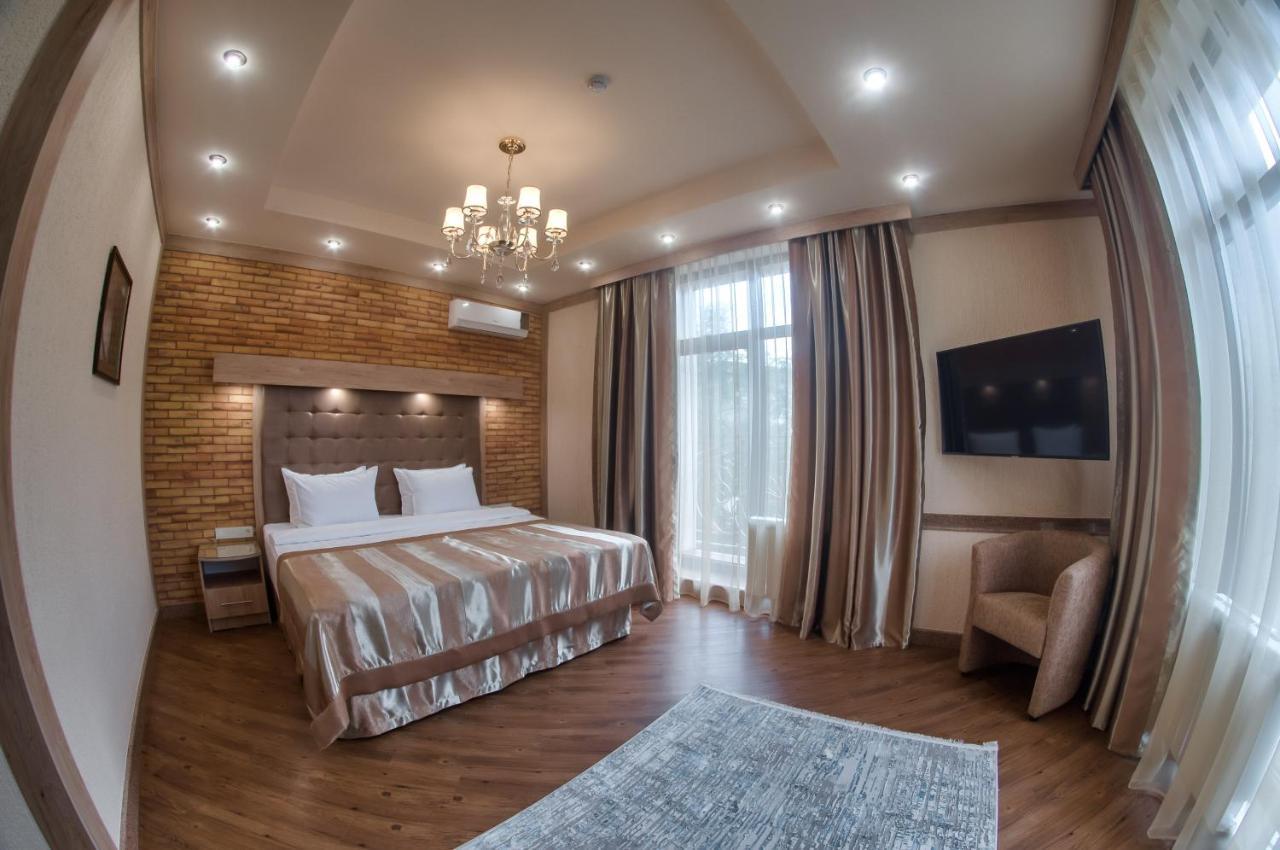 City Stay Апарт-Отель Алматы ภายนอก รูปภาพ