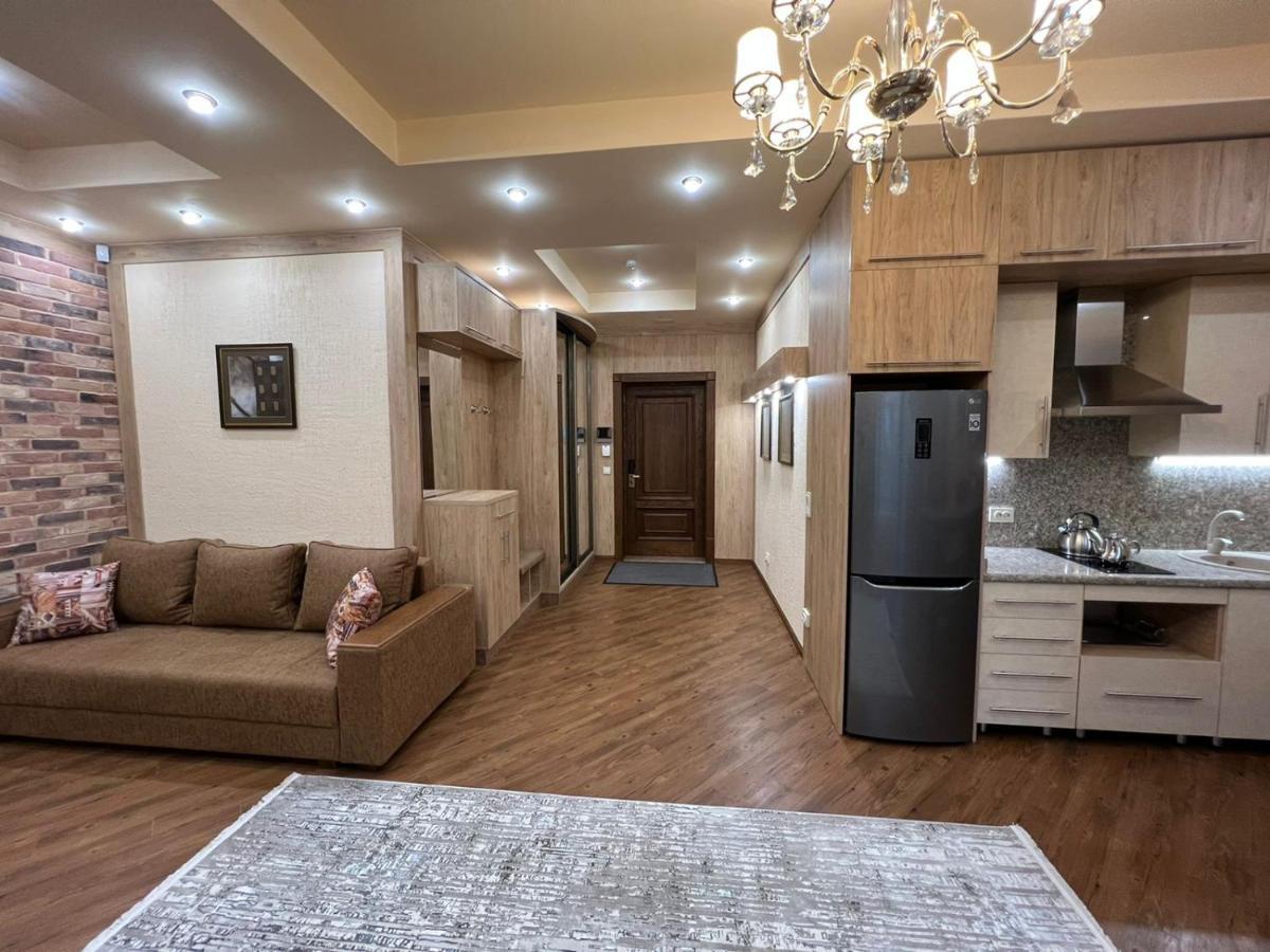 City Stay Апарт-Отель Алматы ภายนอก รูปภาพ
