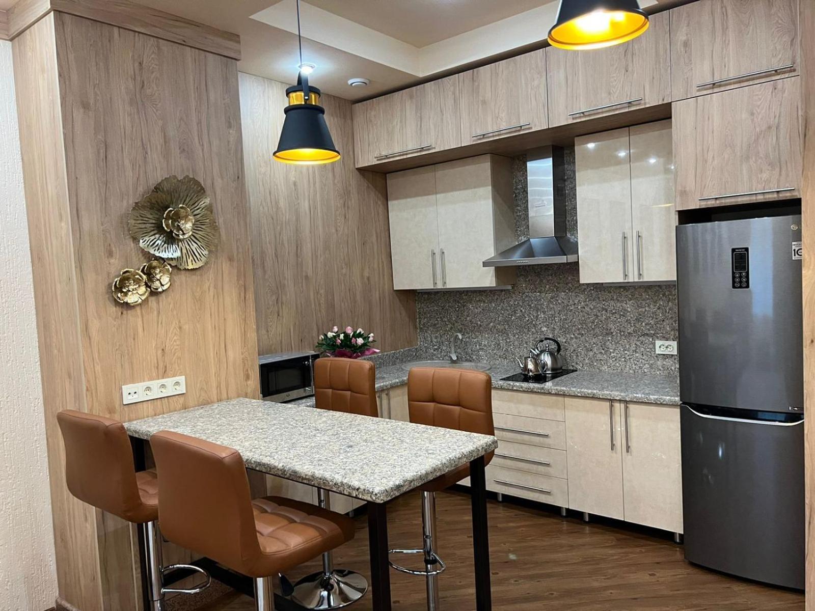 City Stay Апарт-Отель Алматы ภายนอก รูปภาพ